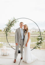 Load image into Gallery viewer, Wedding Arch Circle

